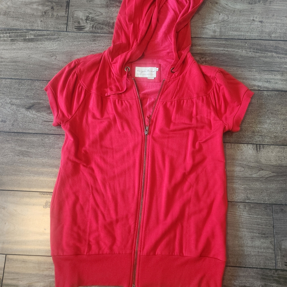 Evy's Tree Red Short Sleeve Hoodie